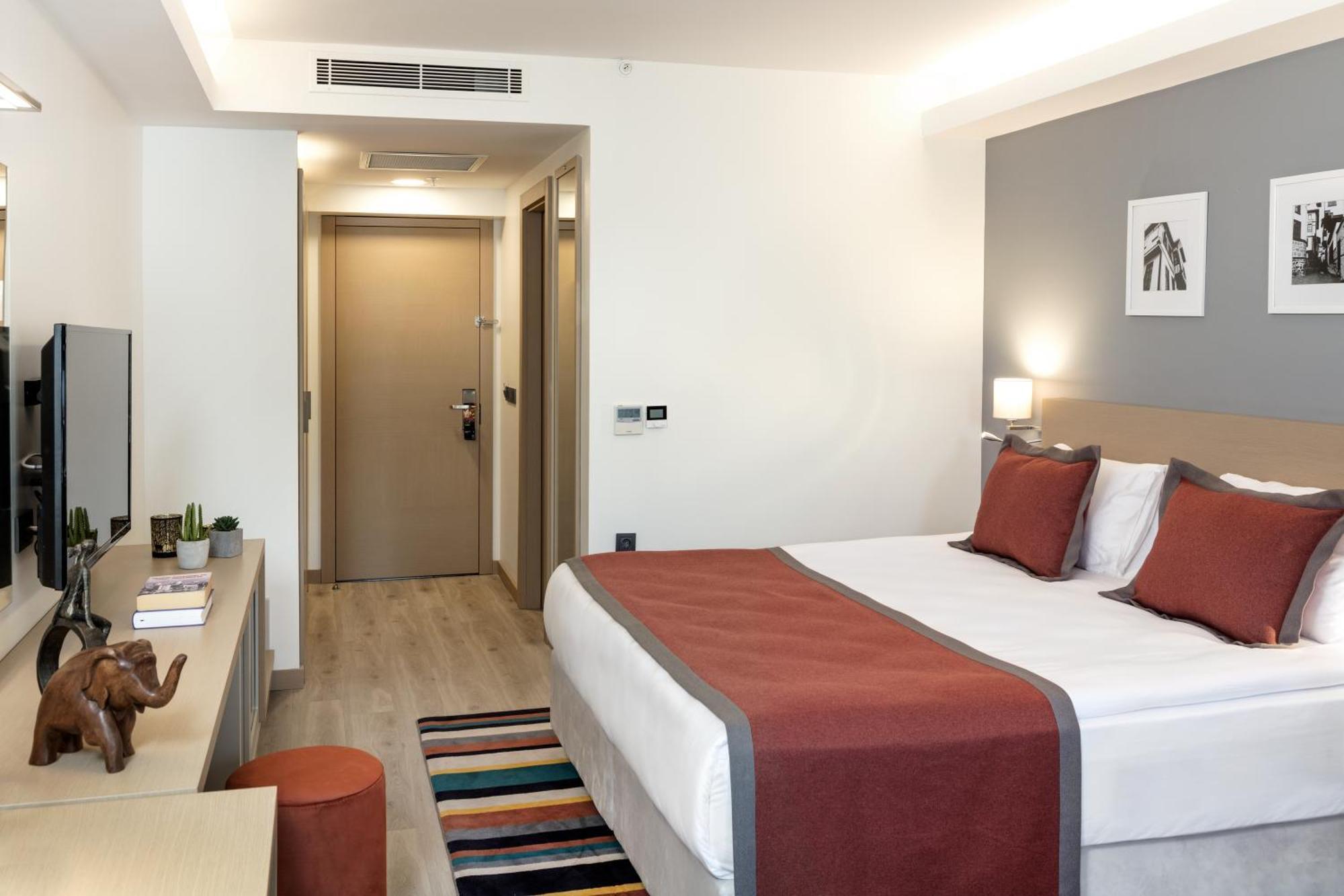 Готель Tryp By Wyndham Ankara Oran Номер фото